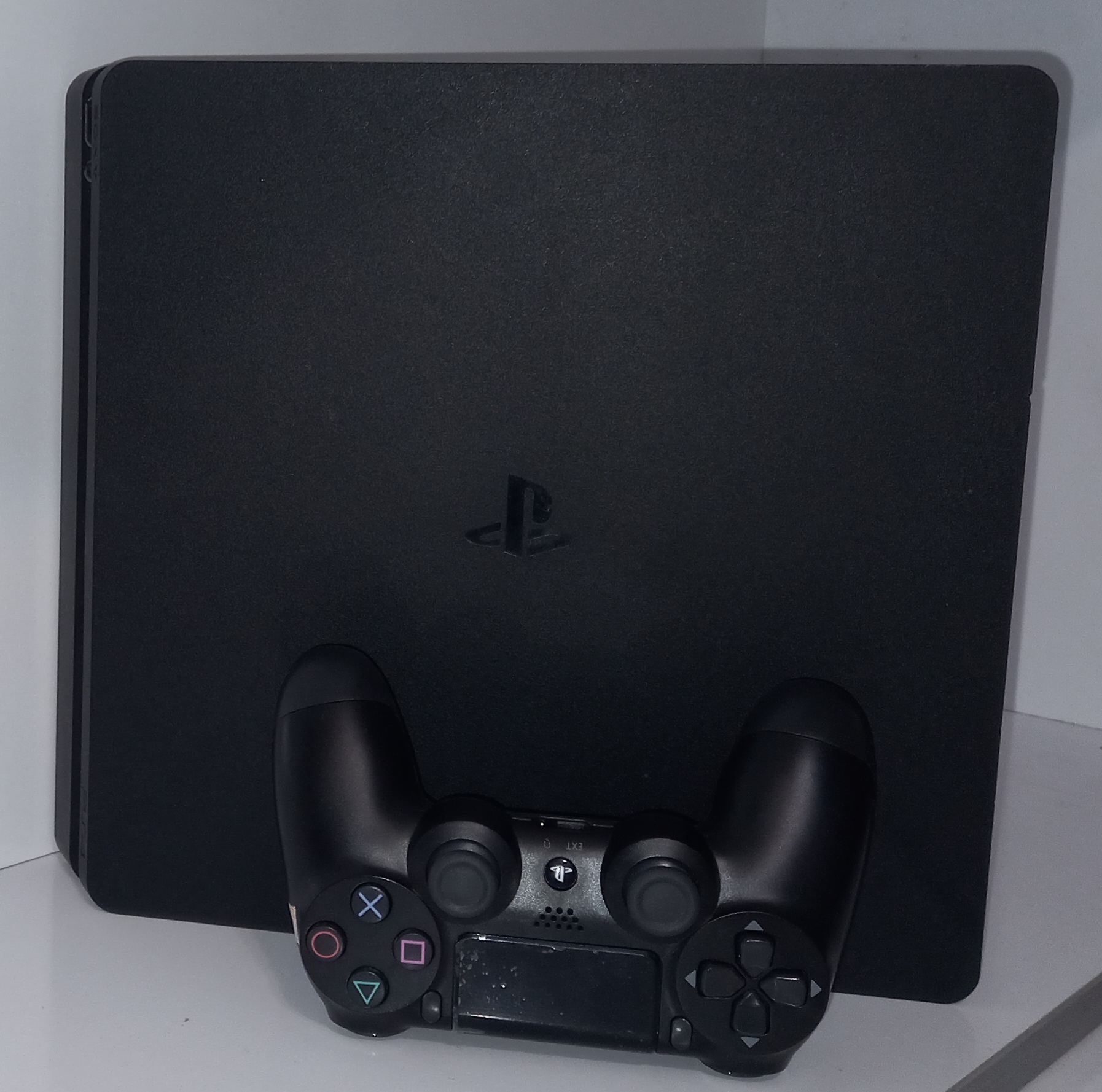 کنسول بازی سونی PS4 Slim کارکرده |(دستگاه پلمپ) حافظه 1 ترابایت به همراه یک دسته اضافه ا PlayStation 4 Slim 1TB + 1 extra controller